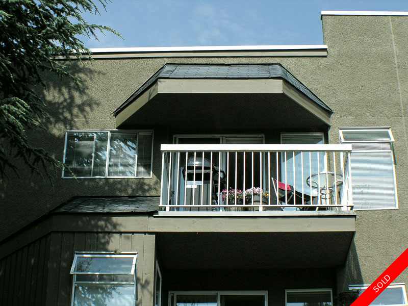 Sunnyside Park Surrey Condo for sale: 1 bedroom 621 sq.ft. (Listed 2009-05-19)